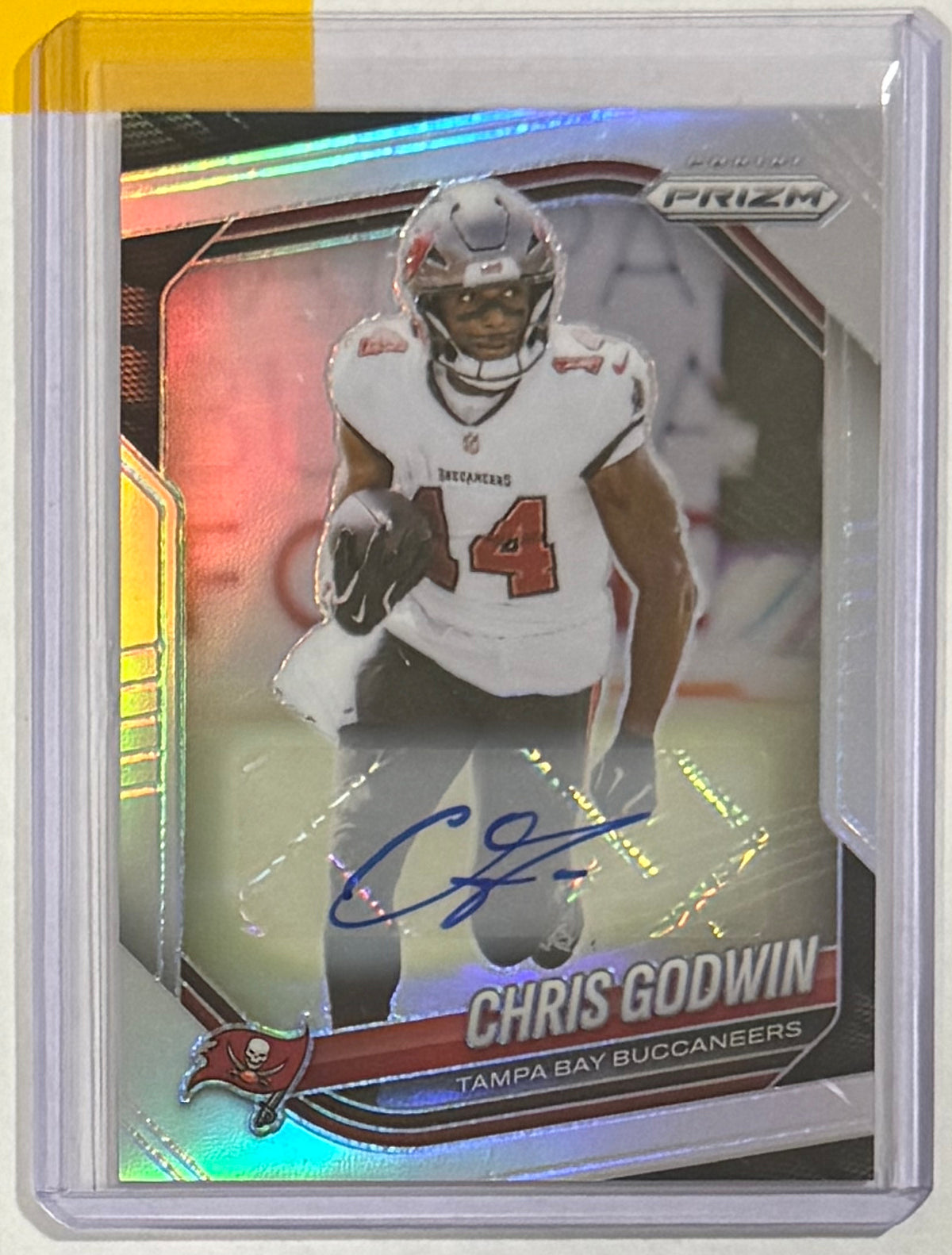 2025 Chris Godwin — Prizm Base Autographs Silver Prizm — front — Inventory P062-B