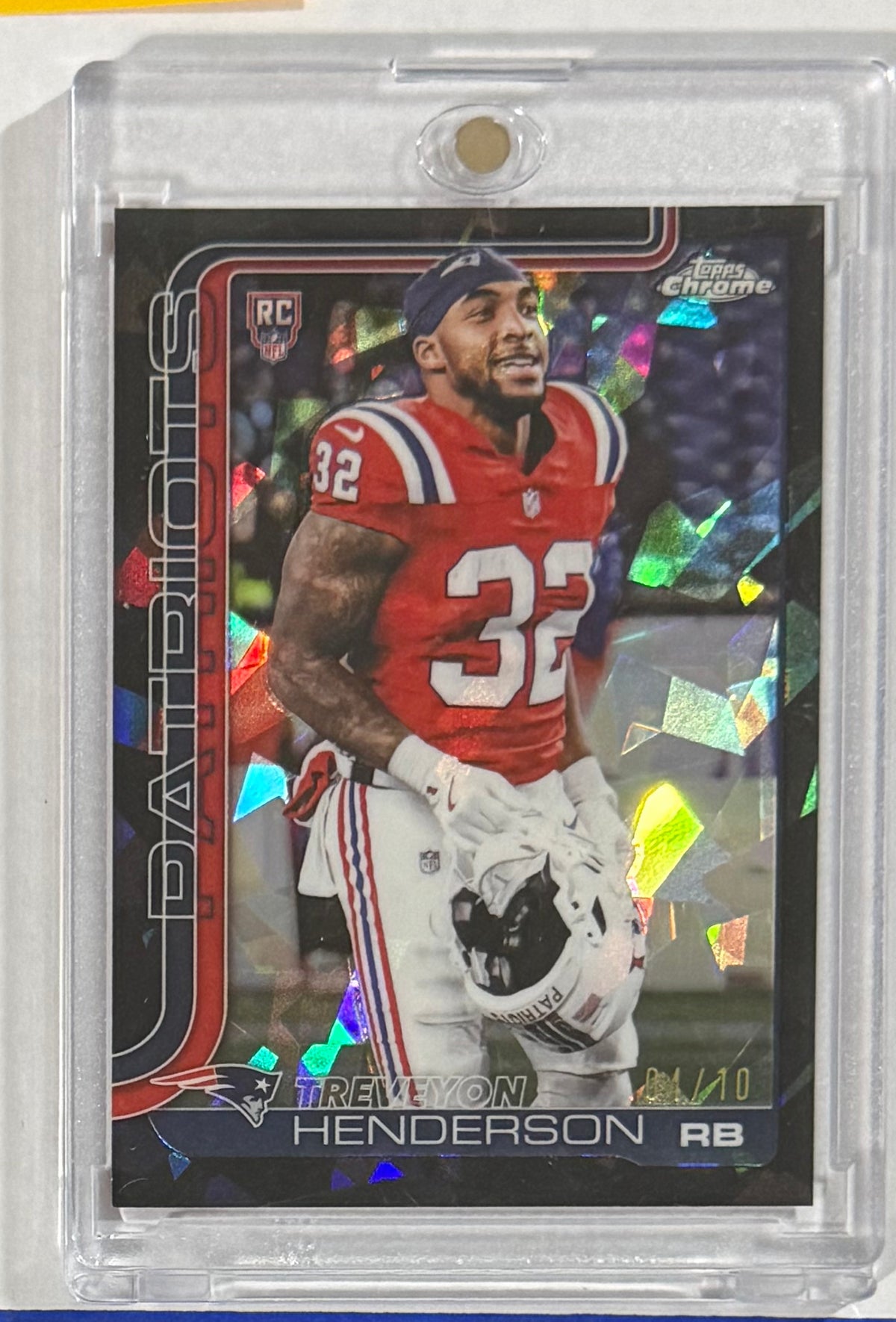 2025 TreVeyon Henderson — Topps Chrome Sapphire Edition [Black Cracked Ice Refractor] — front — Inventory P080-B