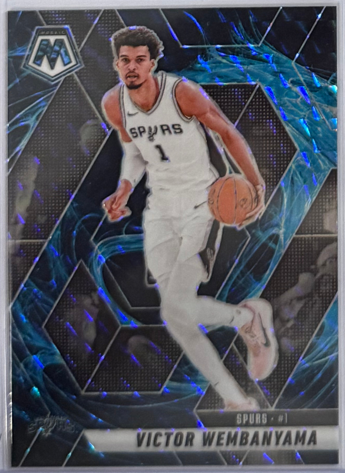 2024-25 Victor Wembanyama — Mosaic [Genesis Mosaic Prizm] — front — Inventory P701-C